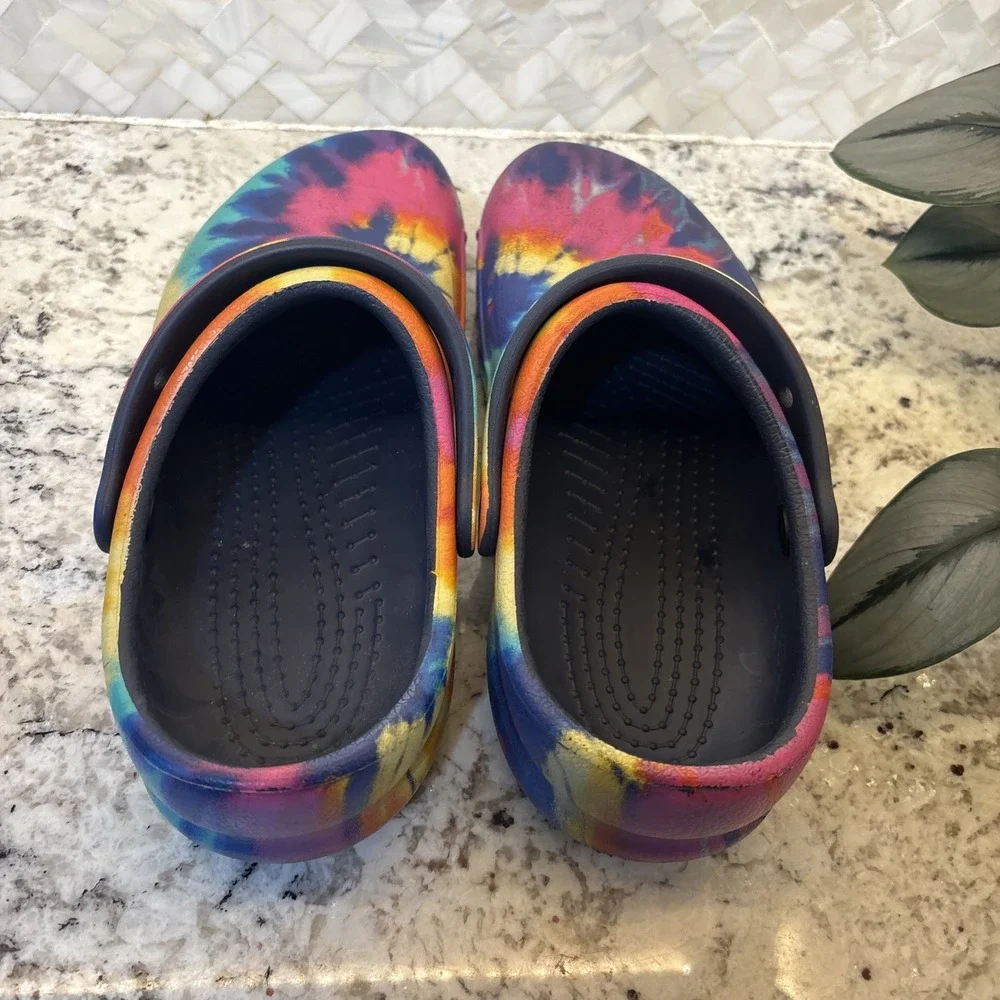 Crocs Tie‎ Dye Rainbow Bistro Graphic Clogs Sandals Colorful Mens 7 Womens 9 US